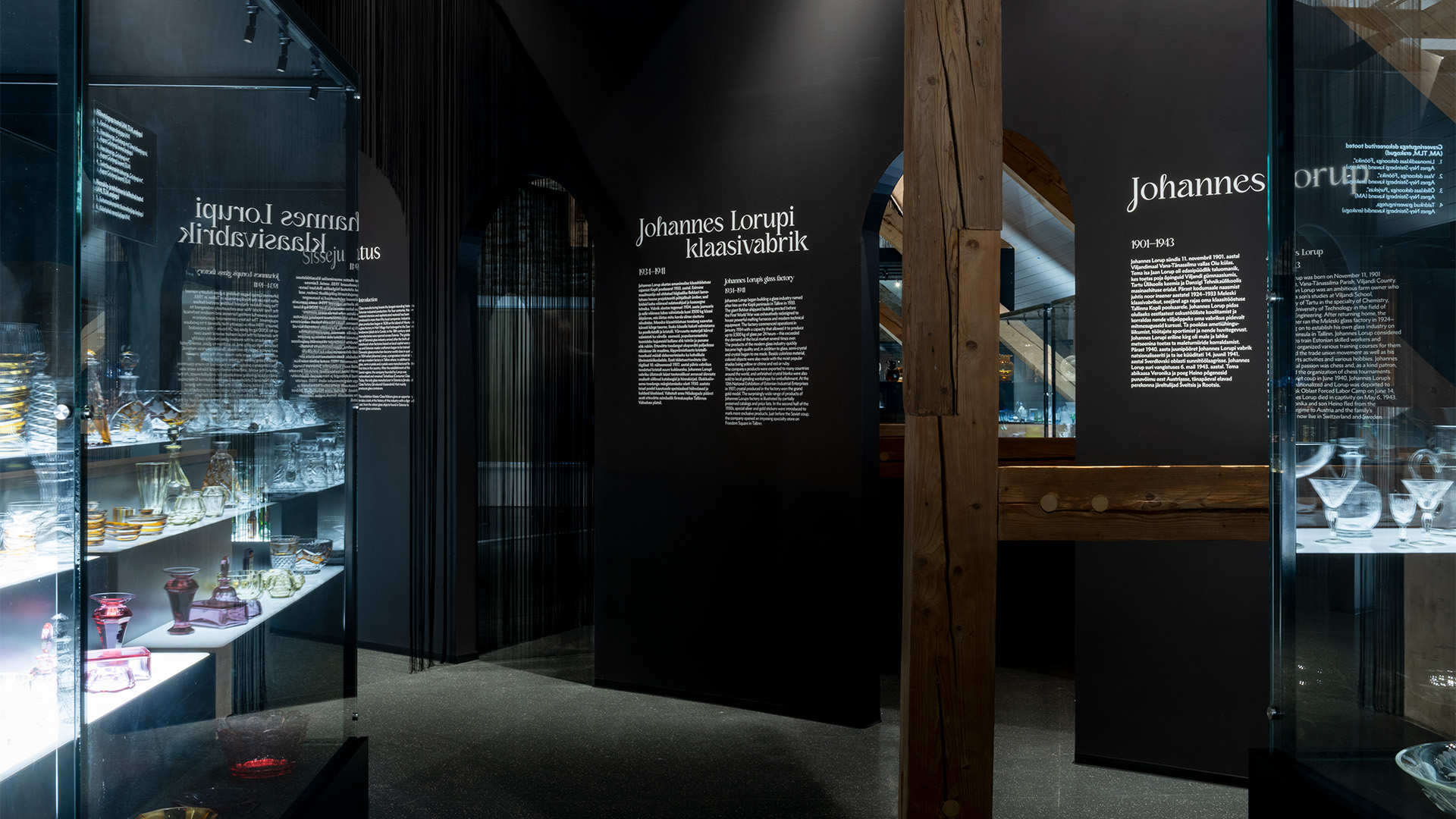 Tuumik_Klaasimeistrid_Eesti-Ajaloomuuseum_näitusegraafika